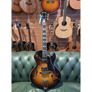 usato Eastman AR 372 SB con custodia