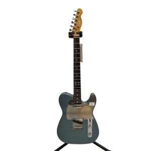 FENDER CHRISSIE HYNDE TELECASTER