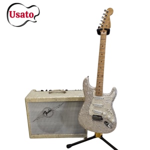 FENDER CUSTOM SHOP STRATO MOTO W/AMP & CASE