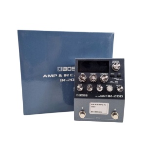 BOSS IR 200 AMP & IR CABINET